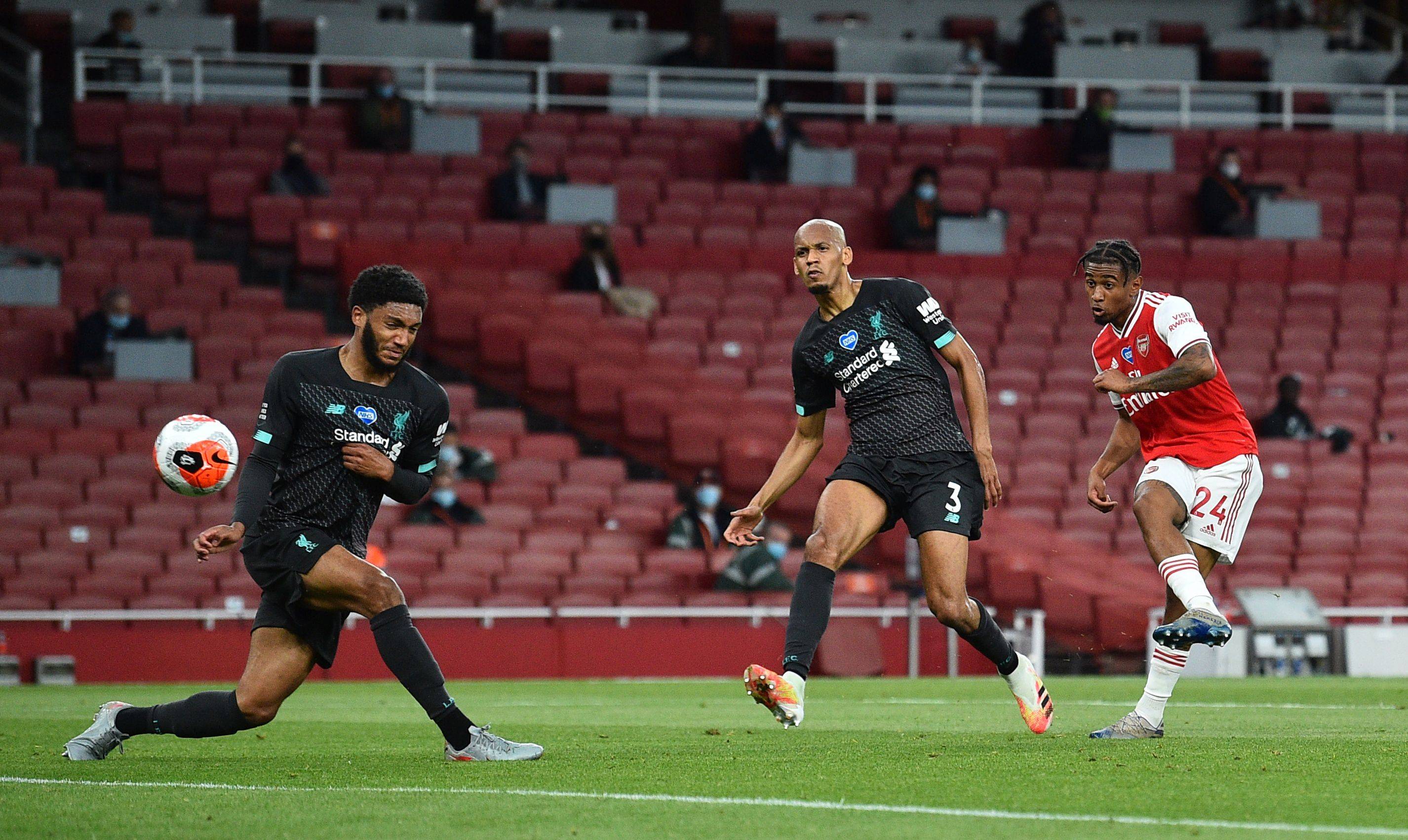 了他攻防两 了他攻防两